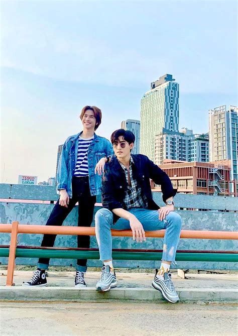 Pin By Draftbyme On Ohmfluke Cute Gay Couples Love In The Moonlight Kdrama Actors