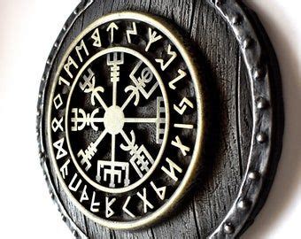 Vegvisir Viking Compass Runic Wayfinder On The Shield Norse Etsy