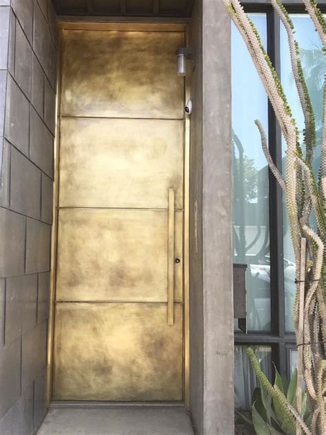 Let’s Discover Some Contemporary Front Door Inspirations And Brass Doors Currently Seen At The