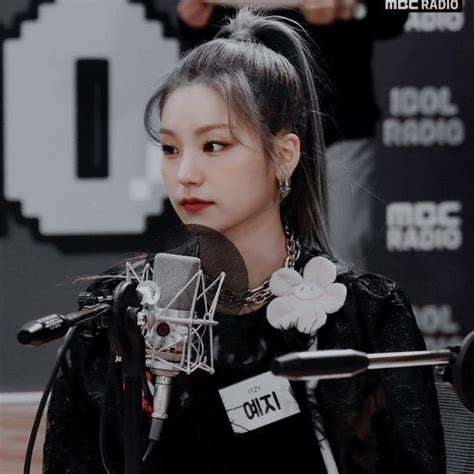 ‡𝙄𝙏𝙕𝙔 𝖨𝖼𝗈𝗇𝗌 ©⸙𝐞𝐬𝐭𝐞𝐥𝐥𝐚𝐫𝐢𝐭𝐞𝐬 Kpop Girls Itzy Girl