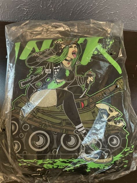 Wrestling Shotzi Blackheart Eat My Tank Logo Wwe 2xl 2019 New Tee Discontinued