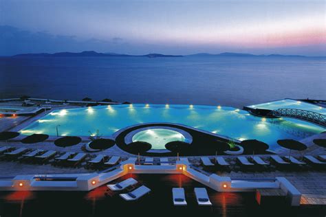 Saint John Resort, Mykonos - Deluxe-EscapesDeluxe-Escapes