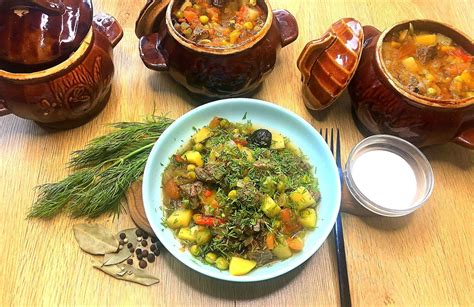 Говядина с картошкой и овощами в горшочках - пошаговый рецепт с фото ...