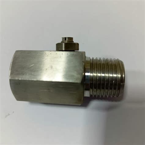 Inch Stainless Steel Pressure Snubber Inch Npt At Rs In