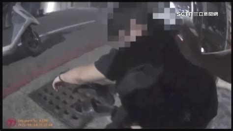 身分曝光！車禍丟包女網友逃逸 警抓騎士身背「12條通緝」 社會 三立新聞網 Setn