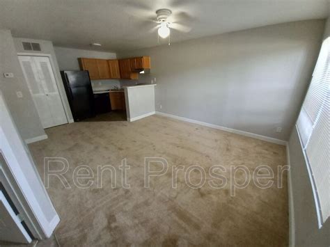 Request A Viewing For Walden Circle Unit Tenant Turner