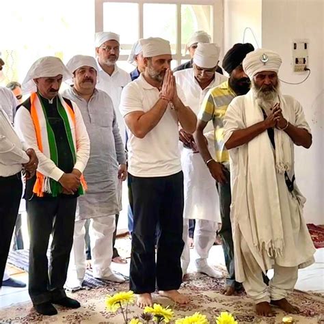 Congress Leader Rahul Gandhi With Himachal Pradesh Chief Minister