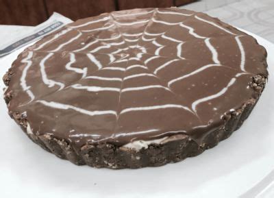 No Bake Twix Pie For Halloween Gemmas Bigger Bolder Baking