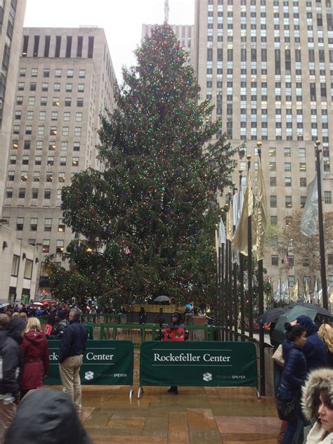 Rockefeller Plaza. Christmas tree!! | Street view, Rockefeller center ...