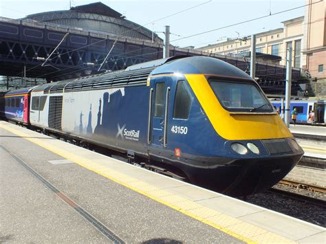 Scotrail Hst Departs Queen Street With A Service To Flickr