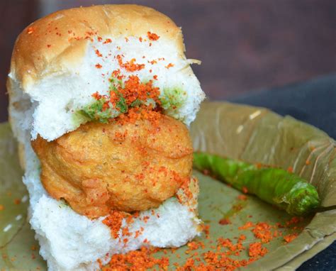 Su S Recipes A Classic Mumbai Style Vada Pav