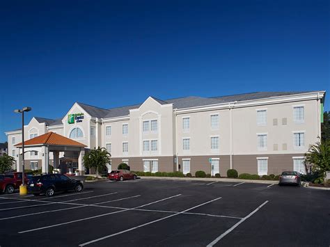 Holiday Inn Express & Suites Orangeburg Hotel by IHG