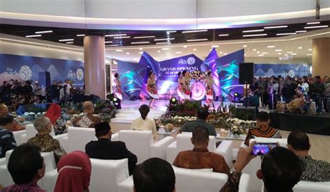 The Park Mall Surga Belanja Baru Di Semarang Yang Sediakan Brand