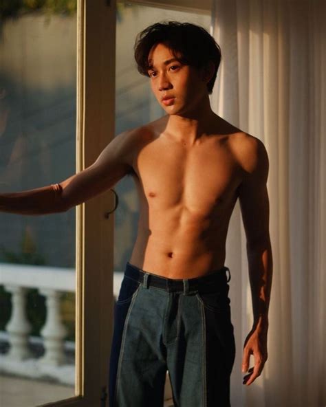 Pin Di Lewis Yu Su Shirtless Asian Men