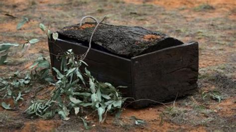 Mungo Man 42 000 Year Old Aboriginal Remains To Be Reburied BBC News