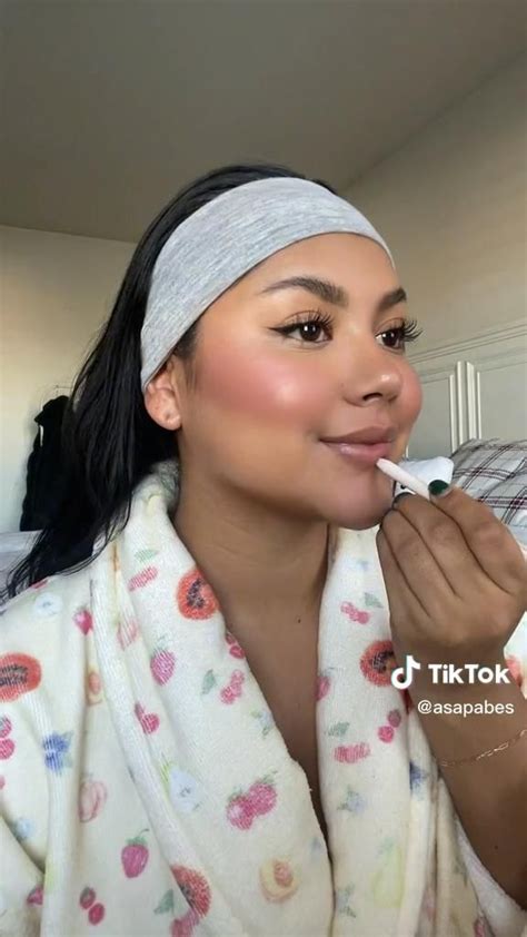 Pin By Meraki On Makeup Video Hot Makeup Dark Skin Makeup Cute Makeup Looks