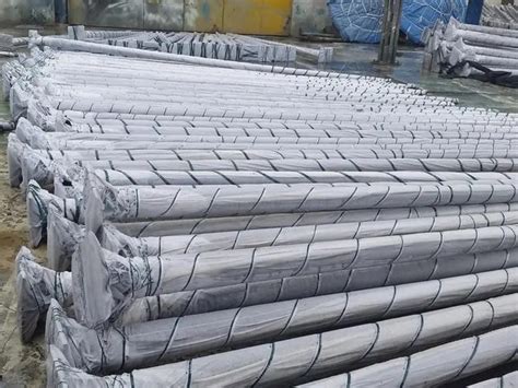 Newest Design Hot DIP Galvanized Light Pole For Commercial Areas Steel And LED Lighting