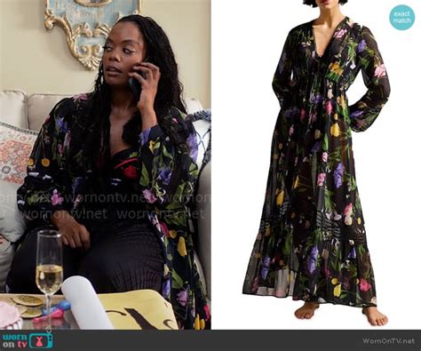 Wornontv Sabrinas Floral Bustier And Long Robe On Tyler Perrys Sistas