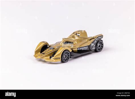 A Closeup Shot Of A Hot Wheels Green Speed Formula E DS Gen Isolated On A White Background