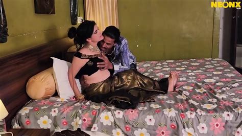 Hot Aunty Sex With Neighbour Boy