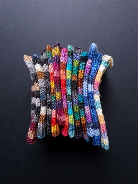 Gr Ndl Hot Socks Color Sockenwolle F R Perfekte Ringel Knitters Heaven