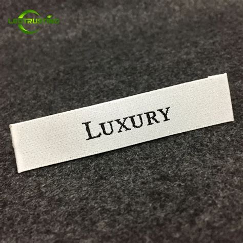 1000pcs Custom Logo Brand Woven Clothing Labels With Cut And Folded