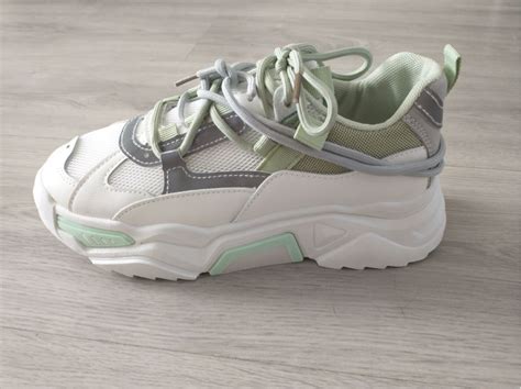 Wat zijn Chunky Sneakers? - JasjeTasje