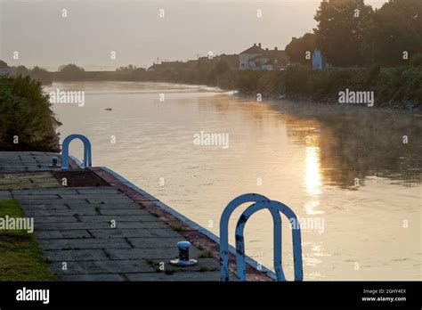 The Trent Aegir A Tidal Bore Or Eagre At West Stockwith On The Trent