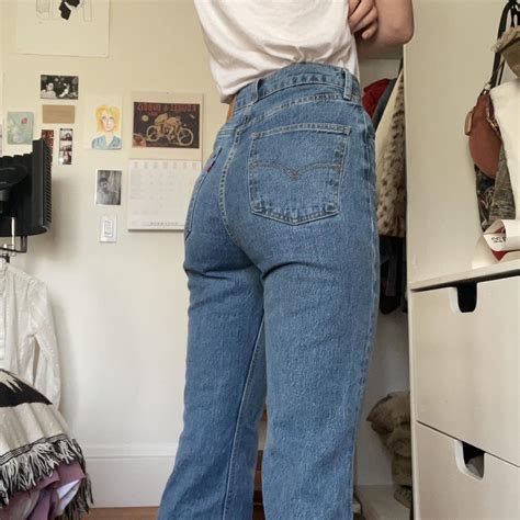 LEVIS 70s HIGH FLARE JEANS — SIZE 26 sad to part... - Depop