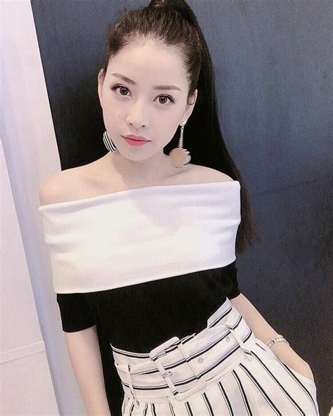 Không đu bám đại gia hot girl vẫn tậu xe hơi tiền tỷ Báo Dân trí