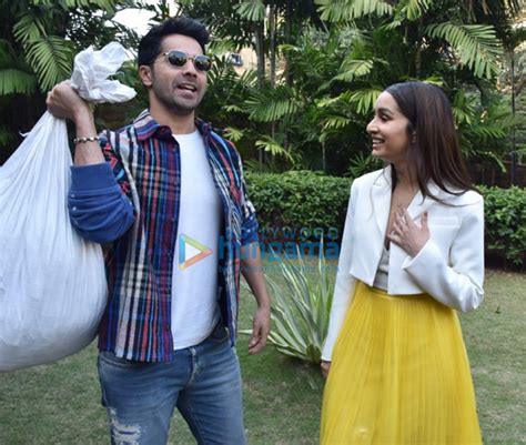 Photos Varun Dhawan And Shraddha Kapoor Snapped Promoting Their Film