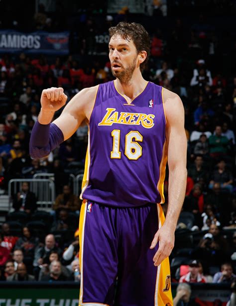 2 Time Nba Champion Los Angeles Lakers Legend Pau Gasol Inducted Into