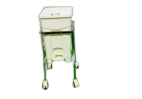 White Ldpe Bio Medical Waste Segregation Trolley For Hospital