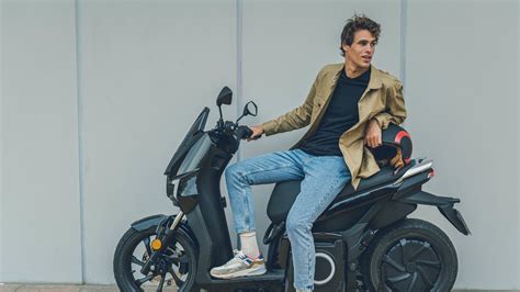 Éstas son las motos eléctricas más vendidas en España en 2023 GQ España