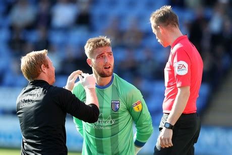 Gillingham Goalkeeper Tomas Holy Editorial Stock Photo Stock Image