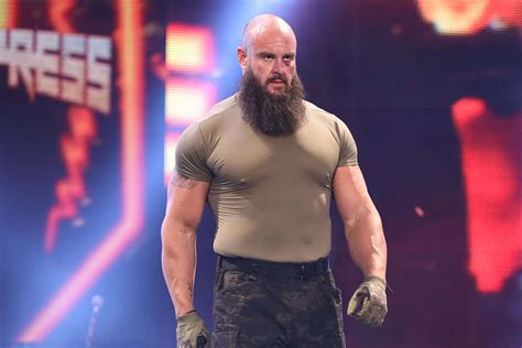 Download American Wrestler Braun Strowman Wwe Raw Wallpaper