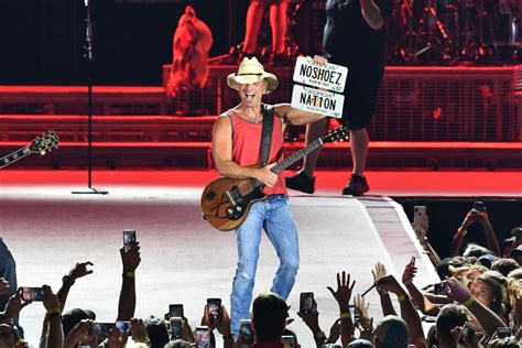 KENNY CHESNEY KICKS OFF SONGS FOR THE SAINTS 2019 TOUR | BackStage360.com