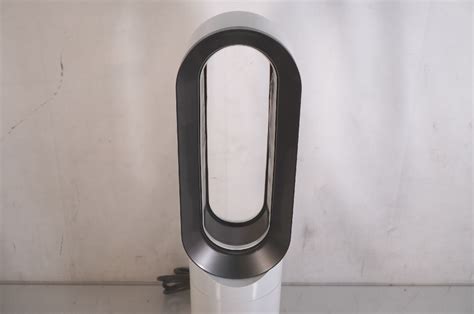 8 117 dyson ダイソン AM09 Hot Cool ホットクール セラミックファンヒーター ホワイト 扇風機 温風機 リモコン有 電化製品 家電 扇風機 売買されたオークション