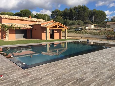 Piscine miroir le luxe ultime en matière de piscine