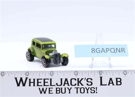 Classic 32 Ford Vicky Lime Green 1968 Hot Wheels Mattel Vintage Redline RL Wheeljack S Lab
