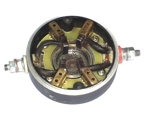 Щеточный узел в сборе для электромоторов лебедок СТОКРАТ модели QX 4.5 ...