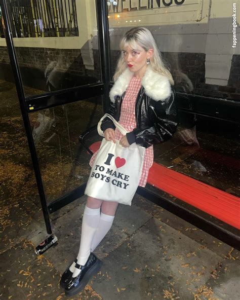 Maisie Peters Maisiehpeters Nude OnlyFans Leaks Fappening Page 2 FappeningBook