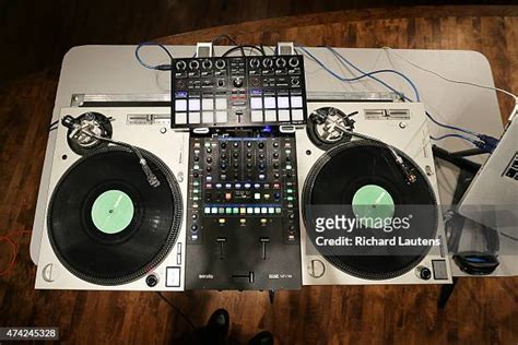 105 Skratch Stock Photos High Res Pictures And Images Getty Images