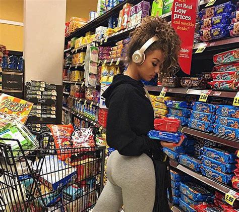 When A Babe Has A Beautiful Booty The View From The Back Is Always Nice Pics