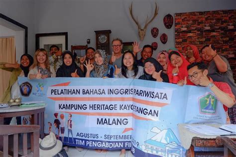 Pelatihan Bahasa Inggris Kepariwisataan Bagi Pelaku Wisata Di Kampoeng