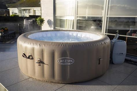 Palm Springs SaluSpa HydroJet Hot Tub Lay Z Spa UK