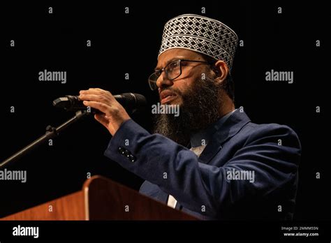 Imam Dalouer Hassain Delivers Muslim Blessing During House Democratic