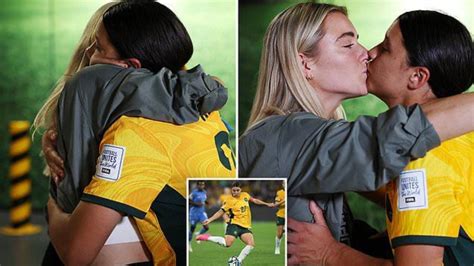 Sam Kerr Kisses Her Footballer Girlfriend After Australia's Quarter ...