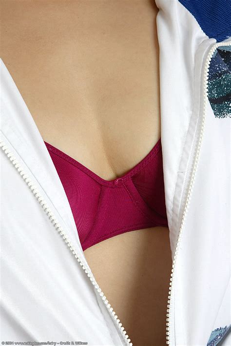 Amateur Posing Session Features Tight Latina Ass Of Hot Lin Porn Pictures XXX Photos Sex