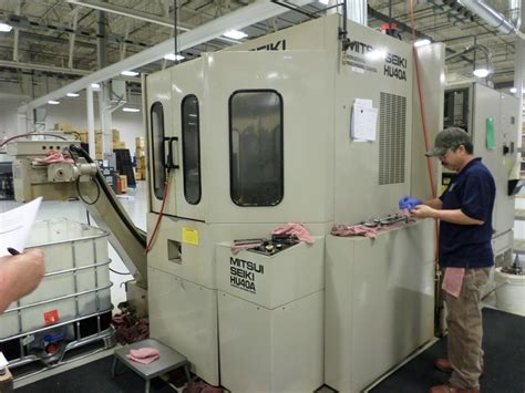 Used MITSUI SEIKI HU40A 5 AXIS HMC Machining Centers Horizontal 50245